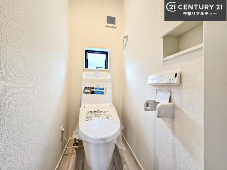 gC 1E2KɃgC܂I̖Zԑт҂ɂ݂łˁBƂ̂gCłꂪ₷łI