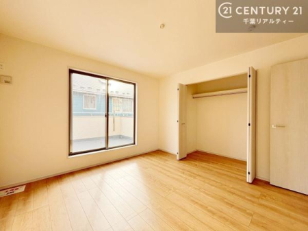 �m�� ���[���������肠��̂ŉƋ�̔z�u�����₷���A���C�t�X�^�C���ɍ��킹����������肪�\�ł��B