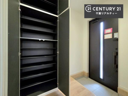  V[Y{bNXtȂ̂ŁAւЕt|₷łI
XbLւŌ˂JuԁÂSnԂo}Ă܂B
