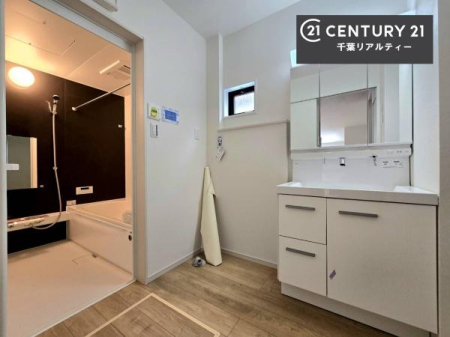 ʑEʏ Oʋdl̐ʏ́AgȂ݂₷I͎[ɂȂĂ܂BhC[₨ϓЕt̂ŐʑXbLƌ邱Ƃo܂I