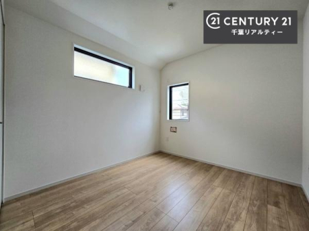 m VvɃfUCĂ邽߁AƋIт܂I
Cɓ̉ƋuĂ낰Ԃ邱Ƃł܂B