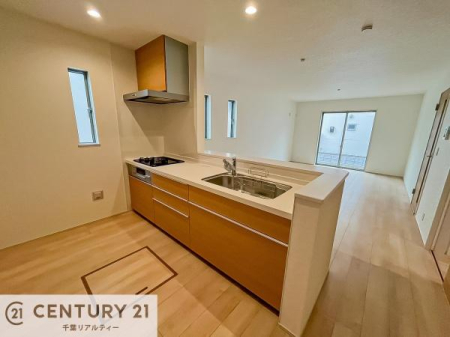 Lb` Ƃ肠钲Xy[XōƂ₷KȃLb`łI
qlƈꏏɂَqy߂LXXy[XłByԂɂȂ肻łˁI