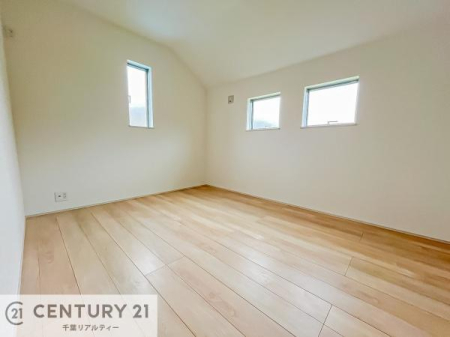 m VvɃfUCĂ邽߁AƋIт܂I
Cɓ̉ƋuĂ낰Ԃ邱Ƃł܂B