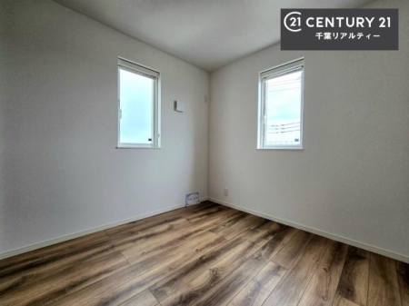 q |oȂ́Aql̂ƂĂSłI
[Xy[X[Ă̂ŎU炩TbƕЕt܂IynwJÒz