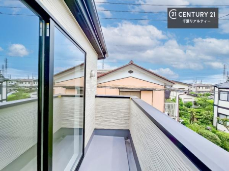 oRj[ zǍDȃoRj[łIꂽɂ͐nJIȎԂy߂܂B
