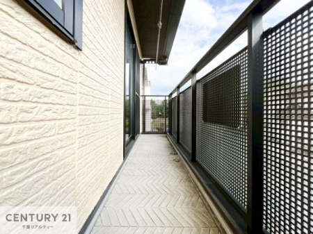 oRj[ zǍDȃoRj[łIꂽɂ͐nJIȎԂy߂܂B