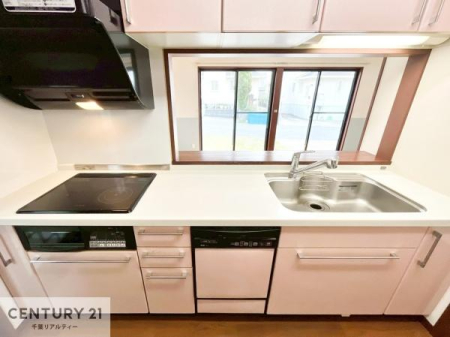 Lb` lC̑ΖʎVXeLb`̗pĂ܂IƑ̃R~jP[VRƑ݌vłB
qlɂڂ͂̂ŊłˁB[͂܂I