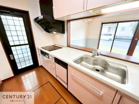 Lb` lC̑ΖʎVXeLb`̗pĂ܂IƑ̃R~jP[VRƑ݌vłB
qlɂڂ͂̂ŊłˁB[͂܂I