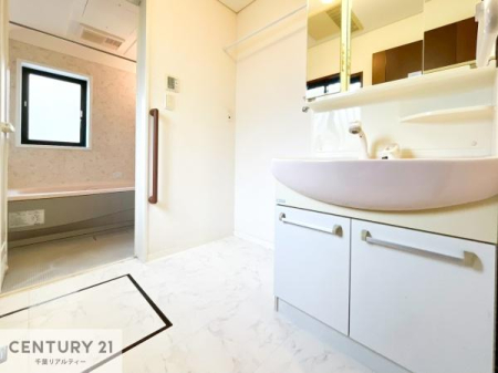 ʑEʏ gȂ𐮂ʏ́A厖łI̐̂镵͋CoIC悭g܂BLXXy[XłˁI
