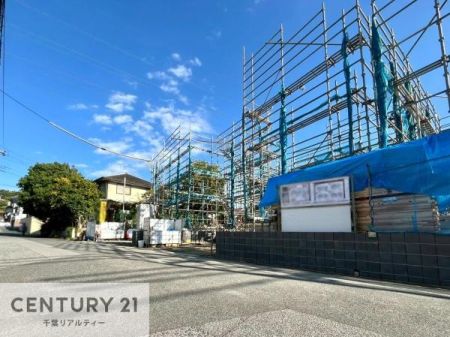 OʓH܂ތnʐ^ 낢Ȃ]܂Aql̂v]ǂǂB
Ђ̐X^bt܂I