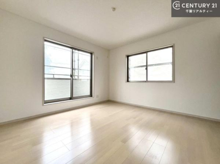 Q 邭肪ACł܂INāAwLт[ċzǂ}邱ƂołˁI