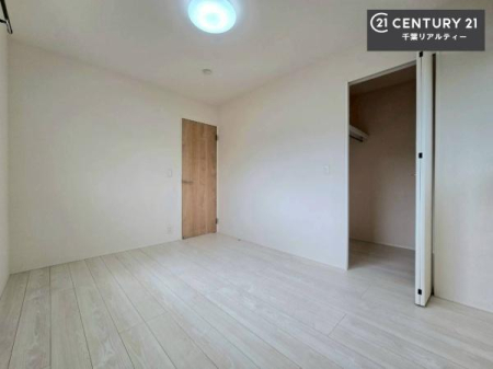 �q������ �V���v���Ƀf�U�C������Ă��邽�߁A�Ƌ��I�т܂���I
���C�ɓ���̉Ƌ��u���Ă��낰���Ԃ���邱�Ƃ��ł��܂��B
