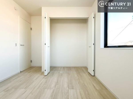 [ [͂ɗDĂ邩炱A]vȃm\ɏoACeAL[vł܂BVvŐꂽԂy݂B