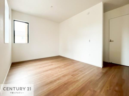 m VvɃfUCĂ邽߁AƋIт܂I
Cɓ̉ƋuĂ낰Ԃ邱Ƃł܂B