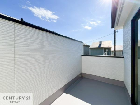 oRj[ zǍDȃoRj[łIꂽɂ͐nJIȎԂy߂܂B