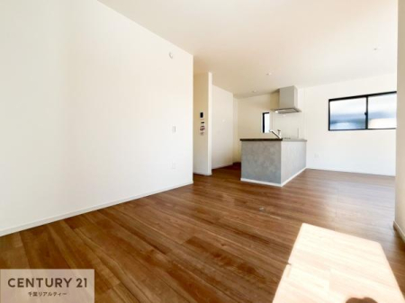 rO LX_CjOXy[XI肨HB΂yԂ߂܂BX̔܂I