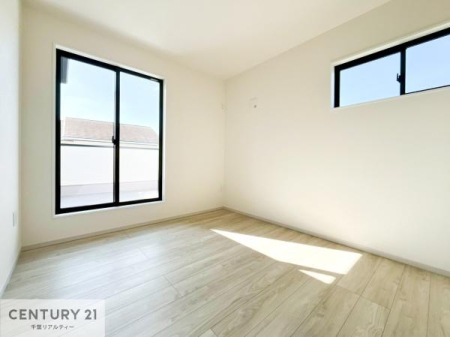 m oRj[ɖʂĂmłB邭肪ACł܂INāAOɏoĔwLт[ċzǂ}邱Ƃł܂B