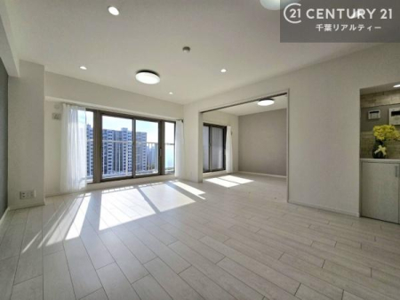 rO Nd˂ɁAZXǂmx[VB₩ȌދSn̗ǂԂŁAɉKȕ炵n߂܂B