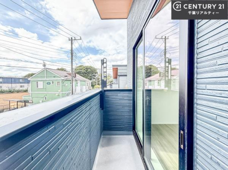 oRj[ zǍDȃoRj[łIꂽɂ͐nJIȎԂy߂܂B
