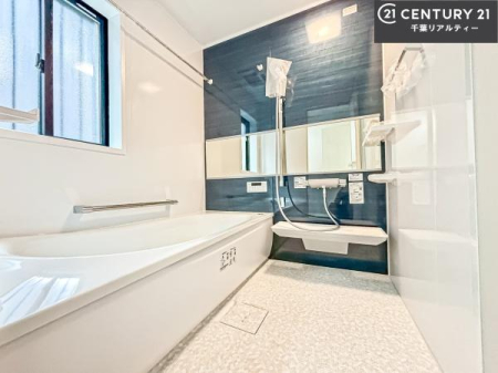  l͋̕C̃oX[́AoĂăoX^C[I
d撣Ă邲JɂD݂̓̓܂āAył݂Ă͂ł傤H
