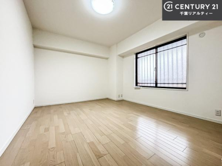 q |oȂ́Aql̂ƂĂSłI
[Xy[X[Ă̂ŎU炩TbƕЕt܂I