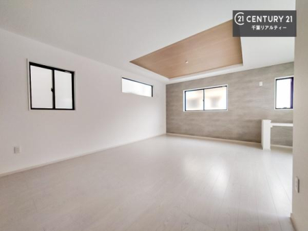 rO ĴLXLDKI\t@[_CjOe[uuĂɂȂȂ̂ŉKɉ߂܂IR~jP[V₷rOłI