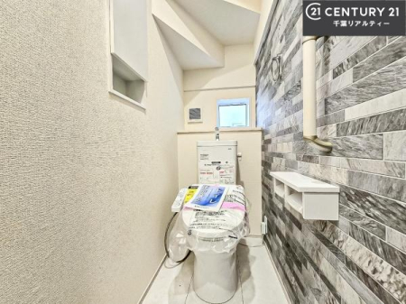 gC 1E2KɃgC܂I̖Zԑт҂ɂ݂łˁBƂ̂gCłꂪ₷łI