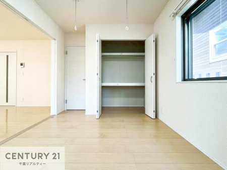 [ [͂ɗDĂ邩炱A]vȃm\ɏoACeAL[vł܂BVvŐꂽԂy݂B