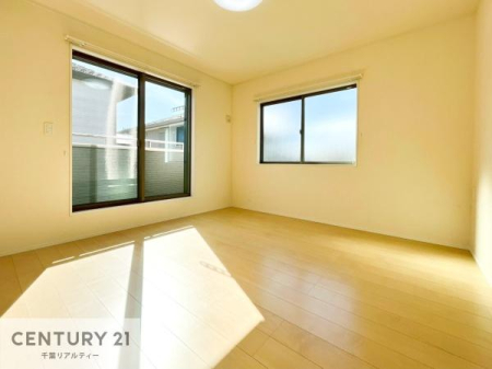 Q oRj[ɖʂĂmłB邭肪ACł܂INāAOɏoĔwLт[ċzǂ}邱ƂołˁI