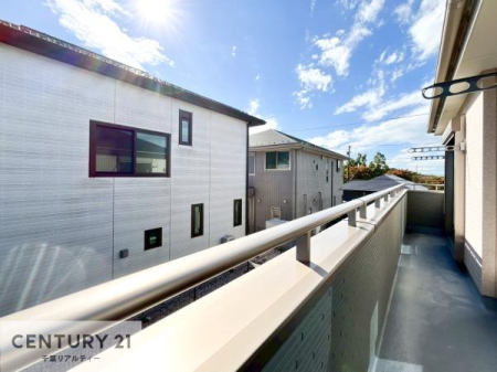 oRj[ zǍDȃoRj[łIꂽɂ͐nJIȎԂy߂܂B
