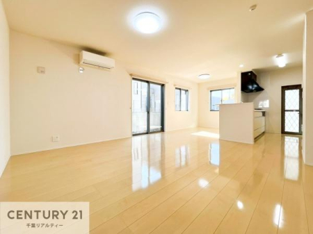 rO 傫ȑ炽Ղ̗z閾邢rOBĴ郊rOŉƑĉ났̎Ԃ߂܂B