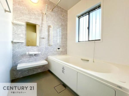  l͋̕C̃oX[́AVbNȃfUCŃoX^C[I
d撣Ă邲JɂD݂̓̓܂āAył݂Ă͂ł傤H