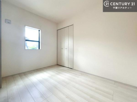 q [Xy[XtĂ̂ŁA}ȗqłU炩TbƕЂÂđϕ֗łI