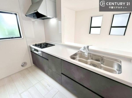 Lb` Ƃ肠钲Xy[XōƂ₷KȃLb`łI
qlƈꏏɂَqy߂LXXy[XłByԂɂȂ肻łˁI