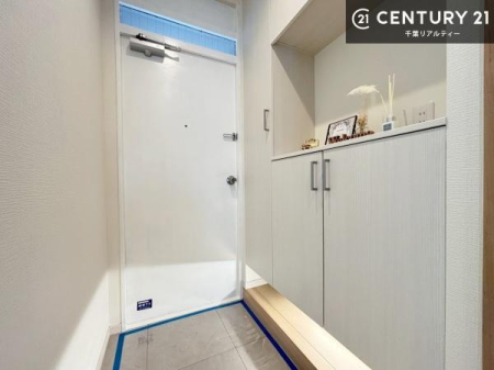  ւ̃V[Y{bNX́A[͗ǍDŌC萮ł邾łȂA㕔IƂĊp\BCɓ̏O[u΁Aq}邨ȋԂɎdオ܂I