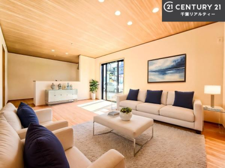 rO ƋCGp[XłB؂ȉƑW܂邩炱LDKɂ͂肽B
qCɏ΂Ȃ瑖ĂpuLƂɂėǂvƎvuԂłB