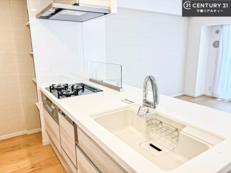 Lb` ChȃVNłˁI˂ɂ₷ƎyXdl̃VXeLb`łI
fUCƋ@\˂Lb`Ő܂ˁI