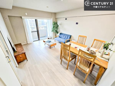 rO 傫ȑ炽Ղ̗z閾邢rOBĴ郊rOŉƑĉ났̎Ԃ߂܂B