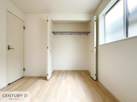 [ [͂ɗDĂ邩炱A]vȃm\ɏoACeAL[vł܂BVvŐꂽԂy݂B