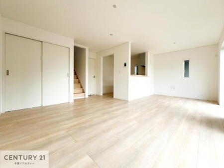 rO ĴLXLDKI\t@[_CjOe[uuĂɂȂȂ̂ŉKɉ߂܂IR~jP[V₷rOłI