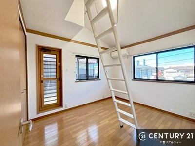 m tgtIƎ[Xy[XĂ܂I
XbLڂ鎖ł܂ˁB
ƋI΂ȂVvȃfUCIƋI΂Cɓ̋ԍ肪łłˁB