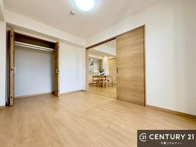 q rOڂ͂̂ňSAƑƂ̃R~jP[V₷ԂłB
qǂV񂾂׋肷̂ɒ悢ŁAɍ킹Ďg₷mɂȂĂ܂B