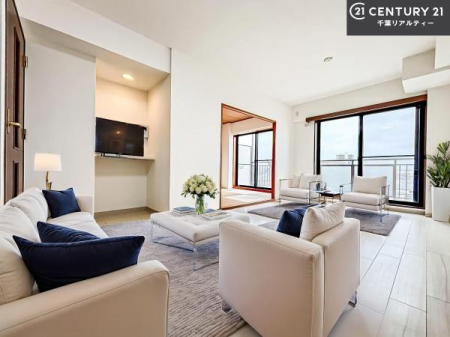 rO ƋCGp[XłBSnǂrO͉ƑRƏW܂܂BƑcR̎ԂłBƑƁAw[Ԃ߂łˁB邭JIȋԂłB