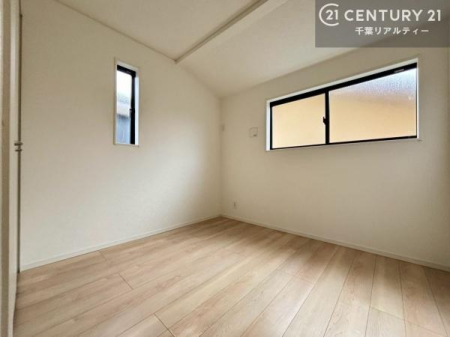 �m�� 2�ʍ̌����m�ۂ������邢�����́A���ʂ����ǂ��A���邭��ϋ��S�n�̗ǂ���ԂƂȂ��Ă���܂��B�����b�N�X���ĉ߂�����S�n�̗ǂ��������ł��I���̖ڊo�߂��X�b�L�����܂��ˁI