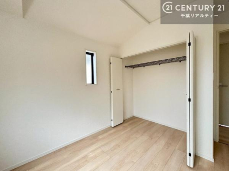 �m�� ���[���������肠��̂ŉƋ�̔z�u�����₷���A���C�t�X�^�C���ɍ��킹����������肪�\�ł��B