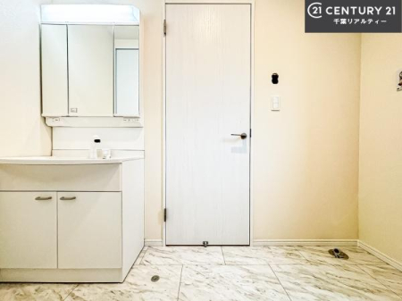 ʑEʏ Oʋdl̐ʏ́AgȂ݂₷I͎[ɂȂĂ܂BhC[₨ϓЕt̂ŐʑXbLƌ邱Ƃo܂I