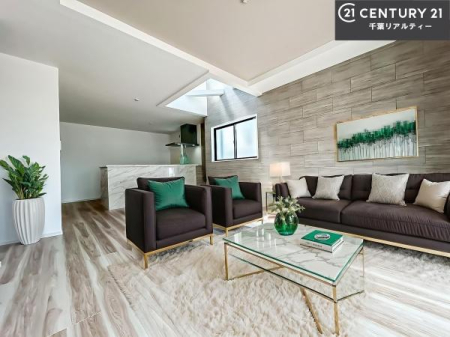 rO ƋCGp[XłBĴLXLDKI\t@[_CjOe[uuĂɂȂȂ̂ŉKɉ߂܂I
R~jP[V₷rOłI