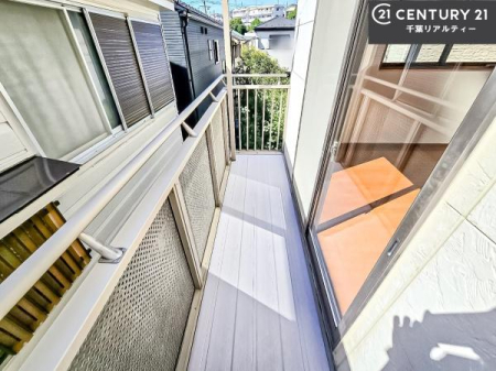 oRj[ zǍDȃoRj[łIꂽɂ͐nJIȎԂy߂܂B