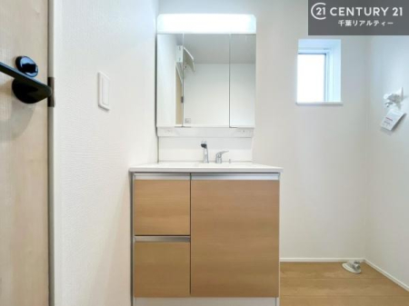 ʑEʏ Oʋdl̐ʏ́AgȂ݂₷I͎[ɂȂĂ܂BhC[₨ϓЕt̂ŐʑXbLƌ邱Ƃo܂I