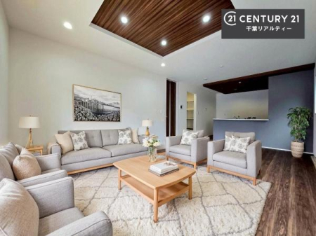 rO ƋCGp[XłBSnǂrO͉ƑRƏW܂܂BƑcR̎ԂłBƑƁAw[Ԃ߂łˁB邭JIȋԂłB